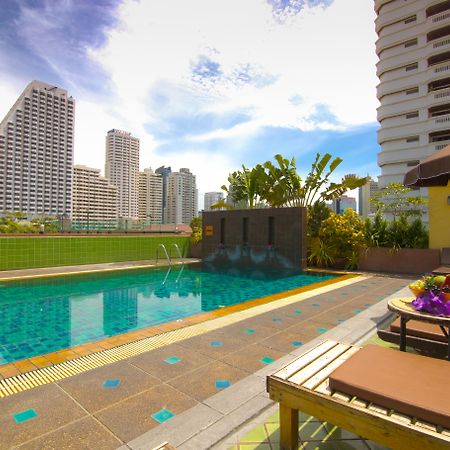 Woraburi Sukhumvit Hotel Bangkok Bagian luar foto