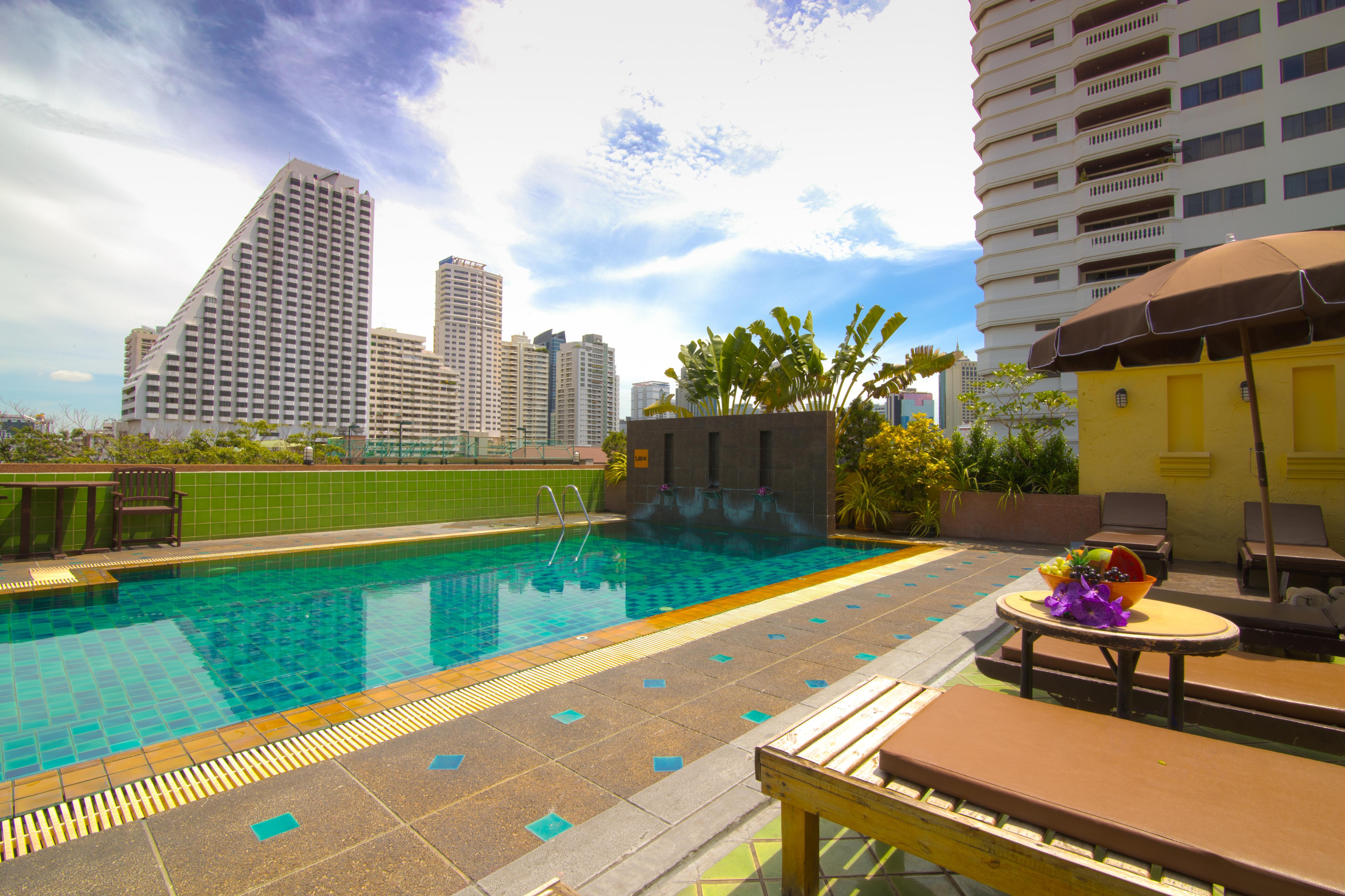 Woraburi Sukhumvit Hotel Bangkok Bagian luar foto
