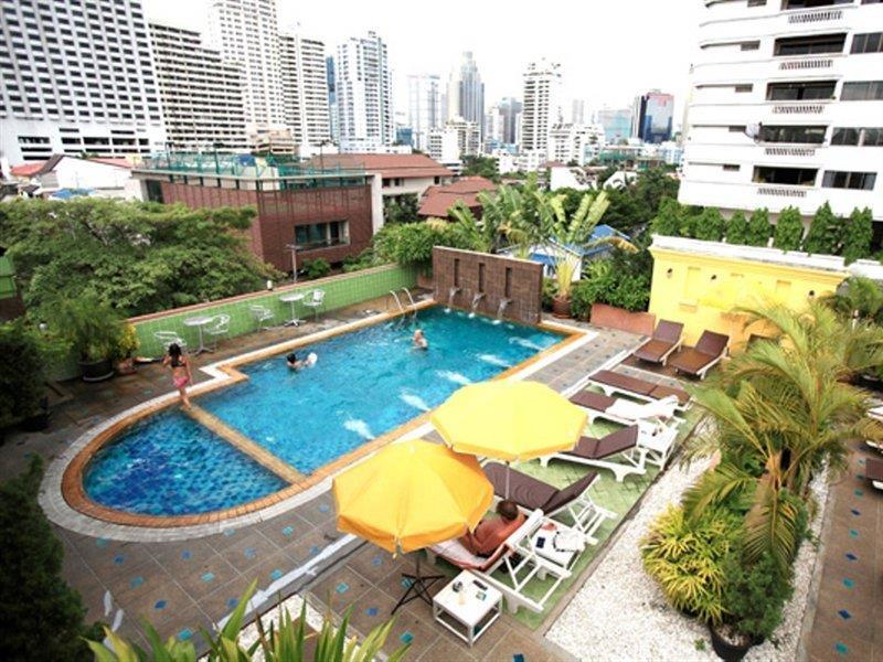 Woraburi Sukhumvit Hotel Bangkok Bagian luar foto