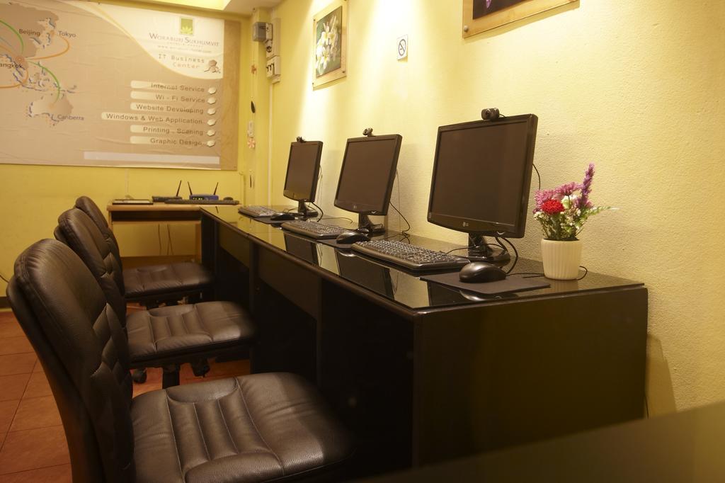 Woraburi Sukhumvit Hotel Bangkok Bagian luar foto